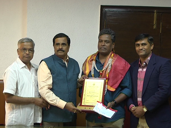 ಪತ್ರಕರ್ತ ಡಿ.ಉಮಾಪತಿಗೆ ಕಿಟ್ಟಪ್ಪಗೌಡ ರುಕ್ಮಿಣಿ ದತ್ತಿ ಪ್ರಶಸ್ತಿ ಪ್ರದಾನ